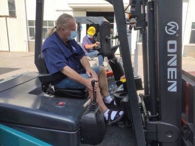 Chariot élévateur électrique à haute efficacité Onen 3000-5000mm avec un bon service