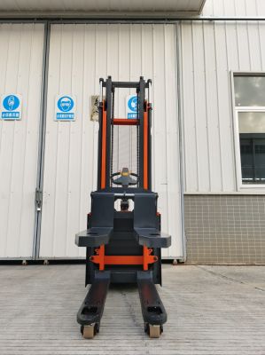 Non réglable 3000 ~ 5000mm Onen Stand-on Driving Jiangmen Guangdong Electric Pallet Stacker